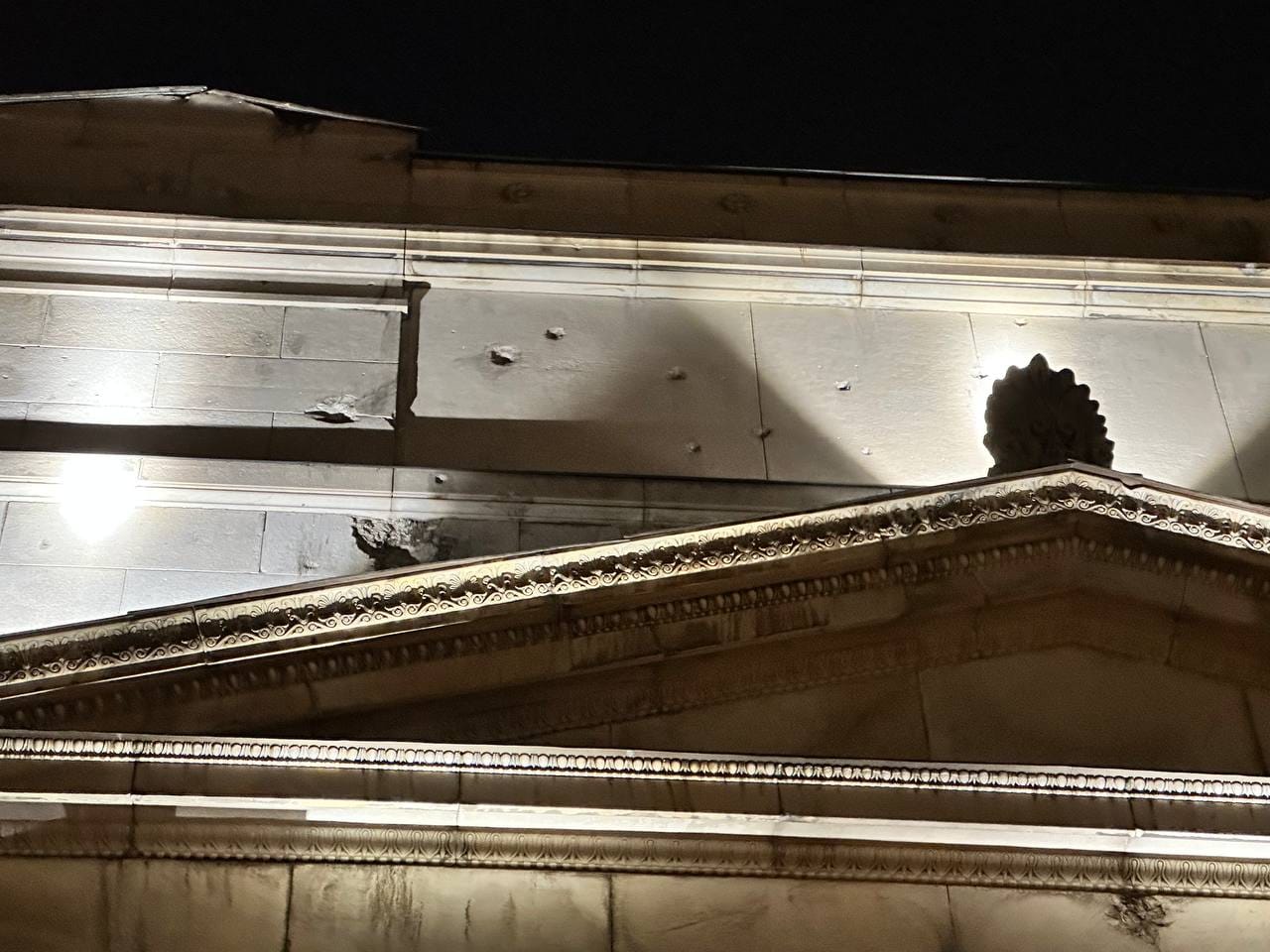 Traces of the bombing raids of the Great Patriotic War on the façade of the Pushkin Museum