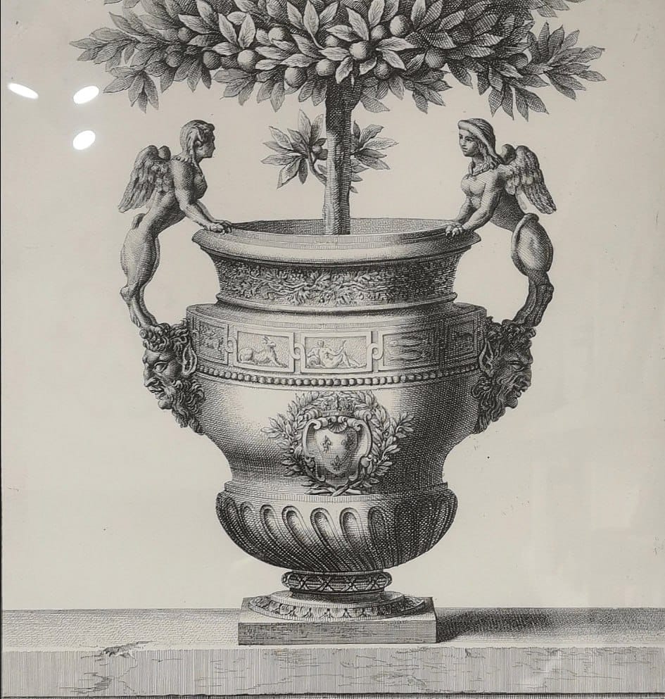 Vase aux chimères dans le parc de Versailles, Parterre du Midi, 1665