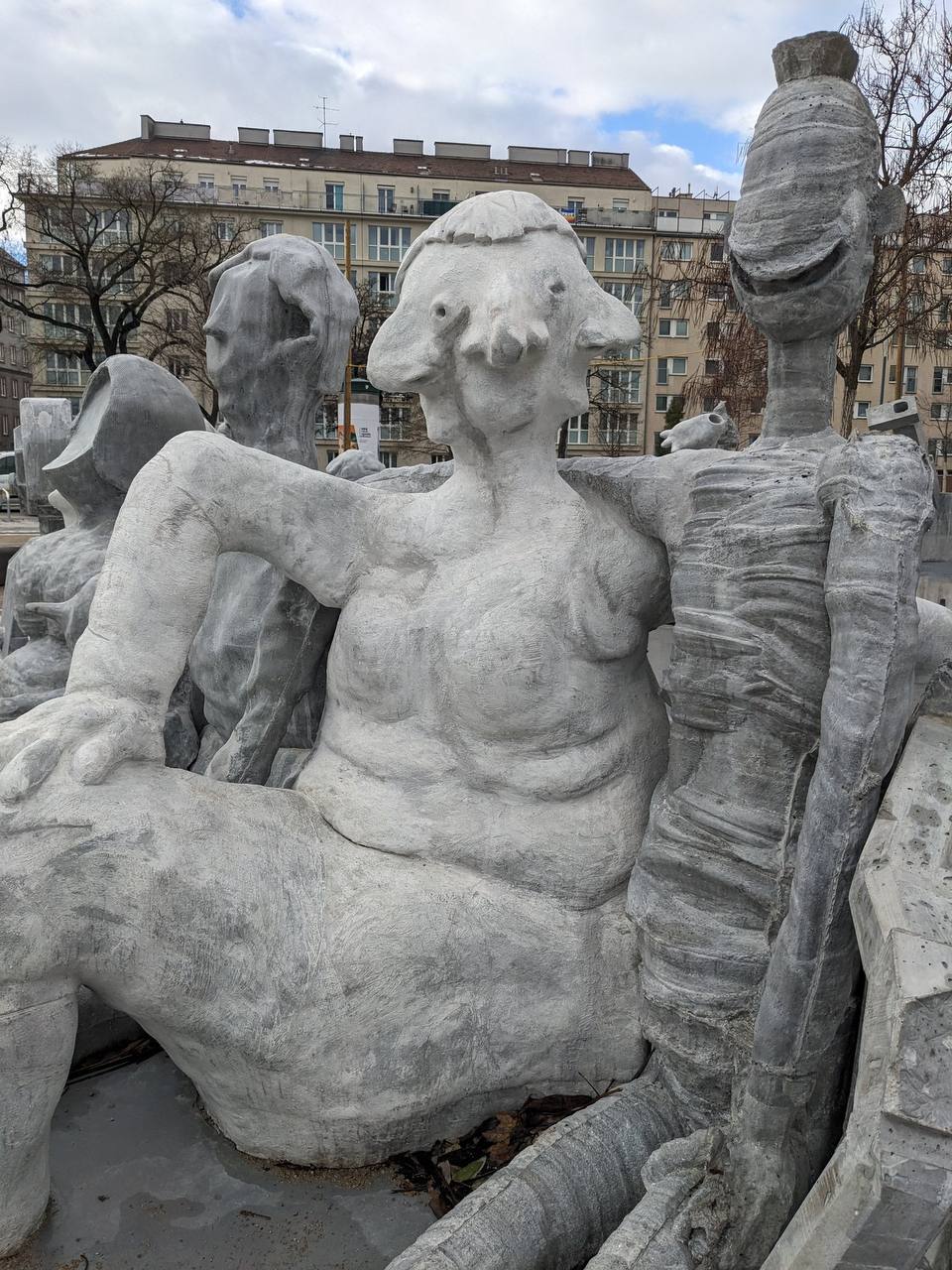 The chief thing that the "ugliest fountain in Europe", unveiled for the 150th anniversary of Vienna's water supply, this little "masterpiece" by the art group Gelatin costing 2 million euros, makes one ponder is why one part of society admires it, surely…
