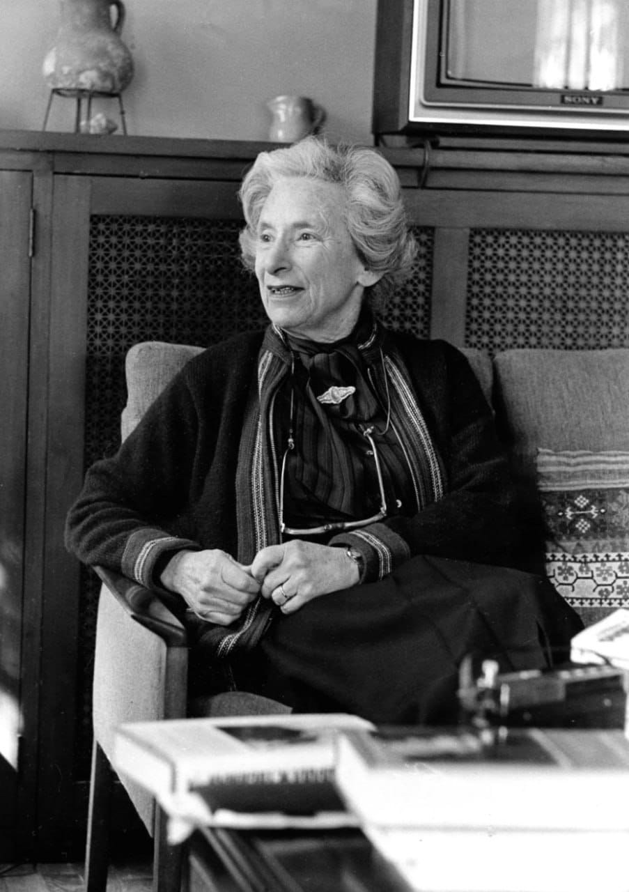 When asked about her lack of an academic degree, the American writer and historian Barbara Tuchman replied that Herodotus, Thucydides, Gibbon, Macaulay and Parkman had held no doctorates
