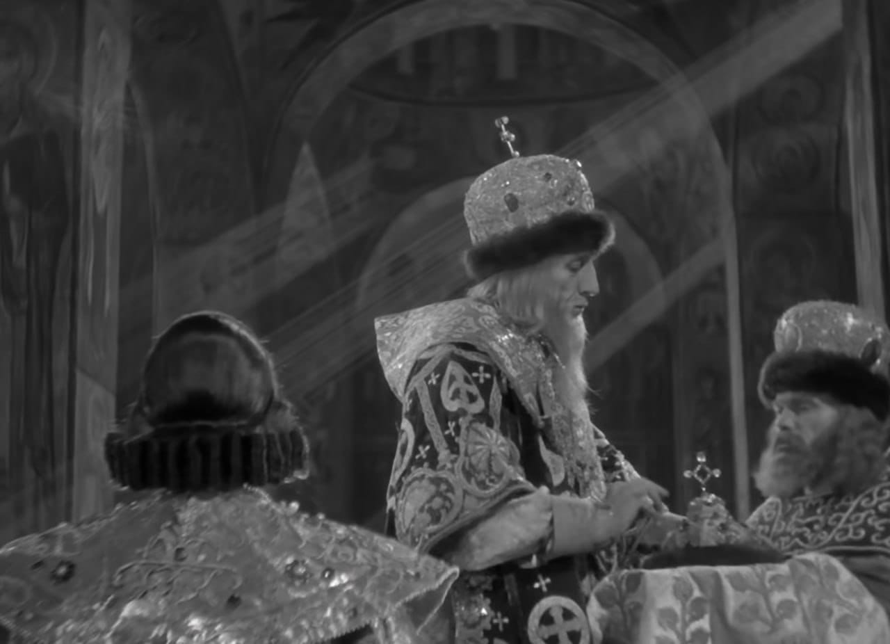 Pour le tournage d'« Ivan le Terrible », Sergueï Eisenstein a fait usage de véritables costumes historiques