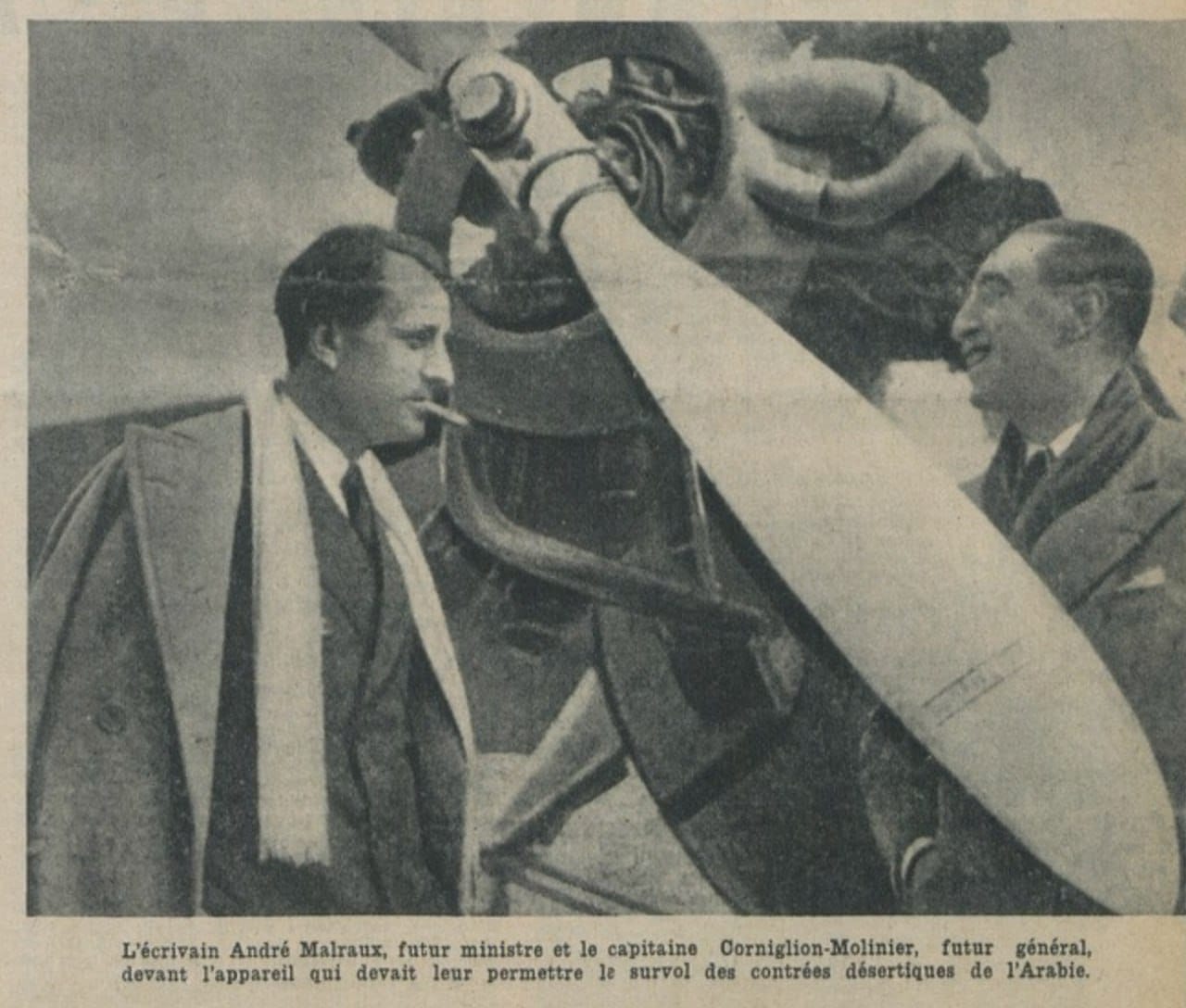 En 1934, l'écrivain français André Malraux décida de survoler l'Arabie et l'Afrique en avion