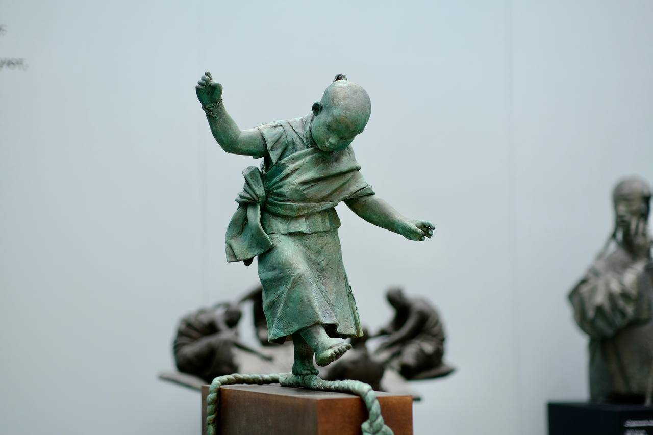 Du 28 au 31 mars, le Gostiny Dvor accueillera la cinquième foire d'art contemporain et le forum artistique international Art Russia 2024
