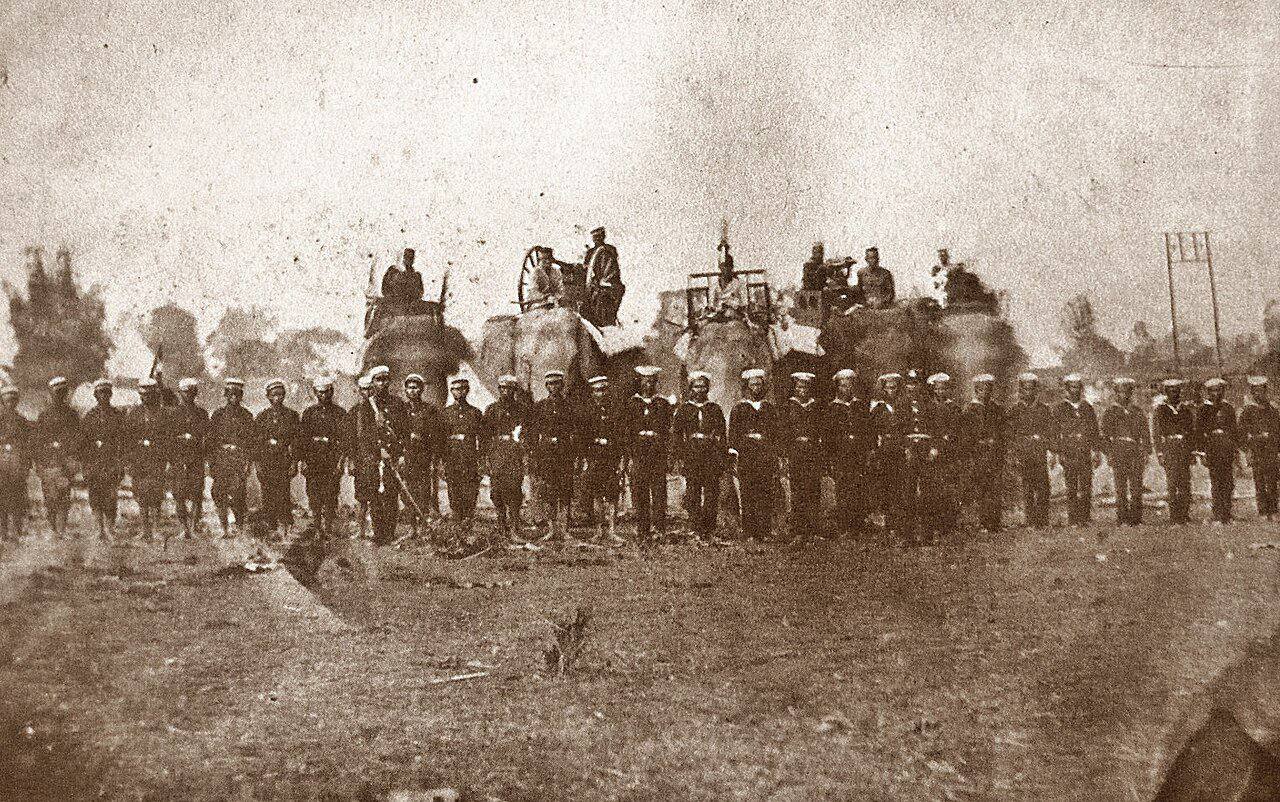 L'armée siamoise et ses éléphants de guerre en 1875