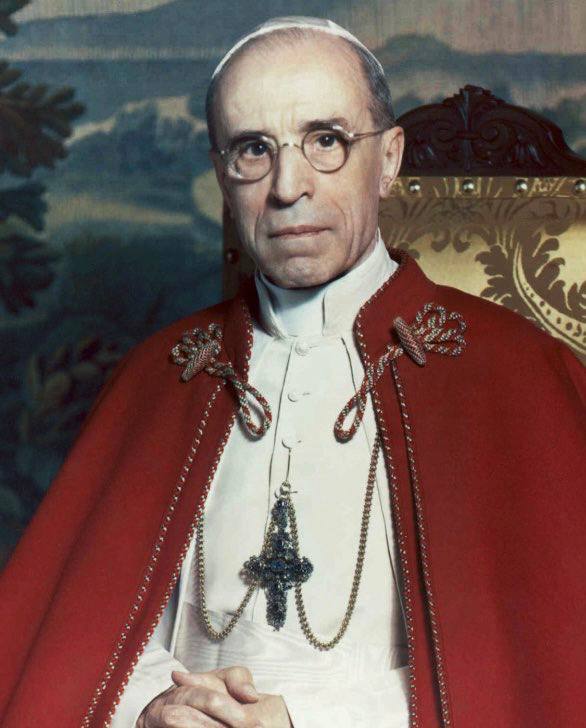 L'excommunication vaticane pour doctrine communiste et adhésion au parti reste en vigueur