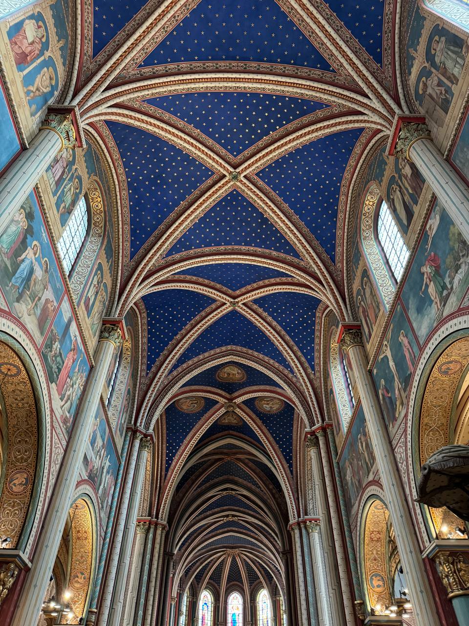 La plus ancienne église de Paris, Saint-Germain-des-Prés, qui a donné son nom au faubourg Saint-Germain