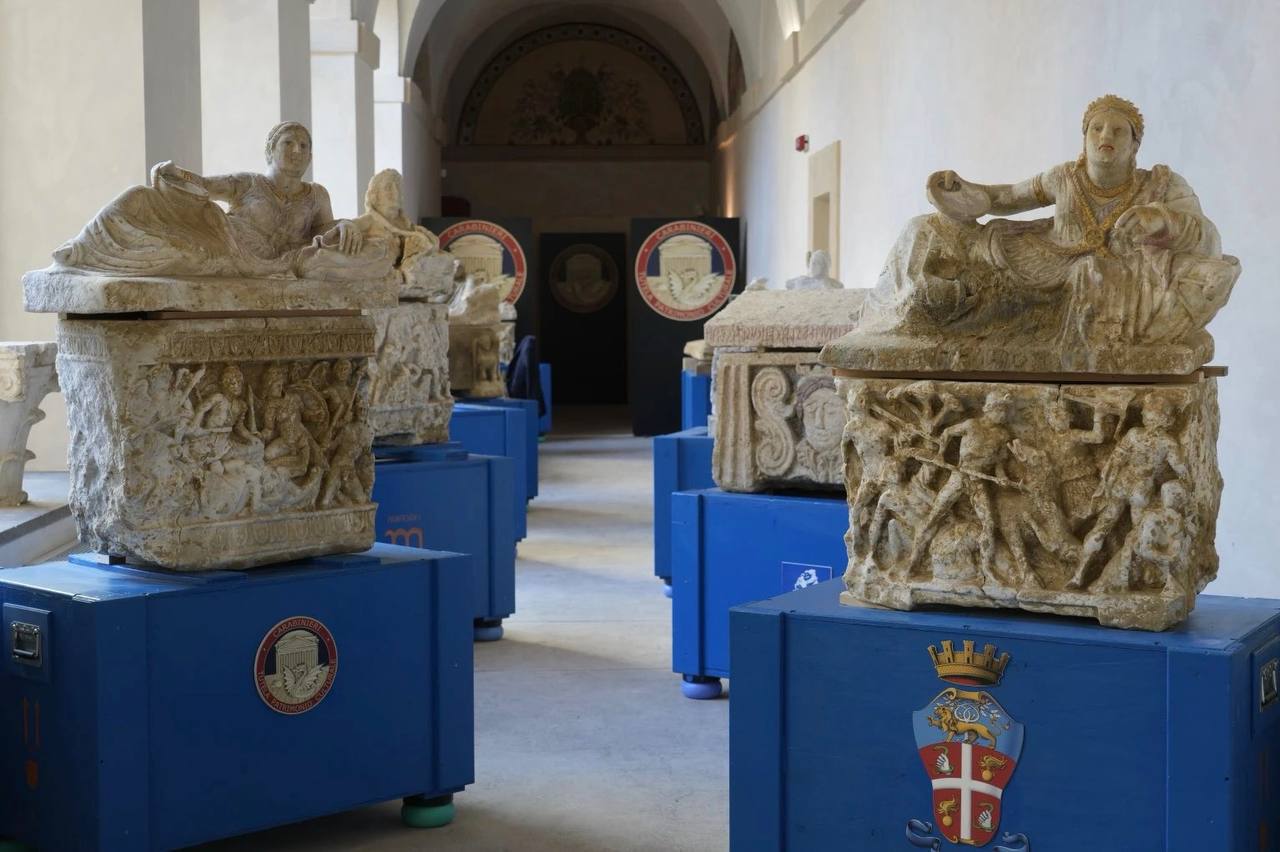 Les pilleurs de tombes étrusques sont activement recherchés