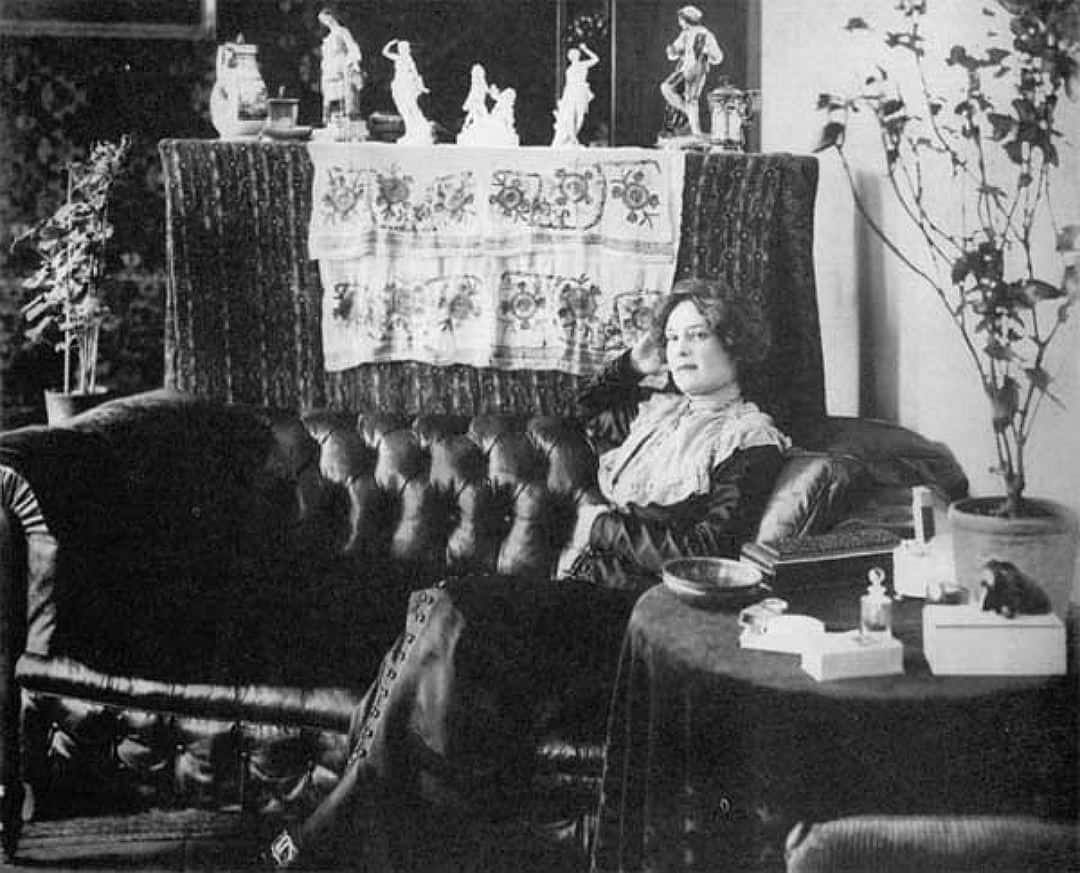 Once, Without Any Warning, Mandelstam Turned Up at the Merezhkovskys'