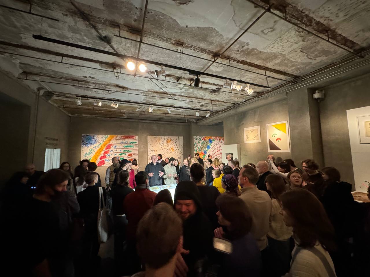 A great many people at the opening of "Forward to Zlotnikov" at Ground Solyanka