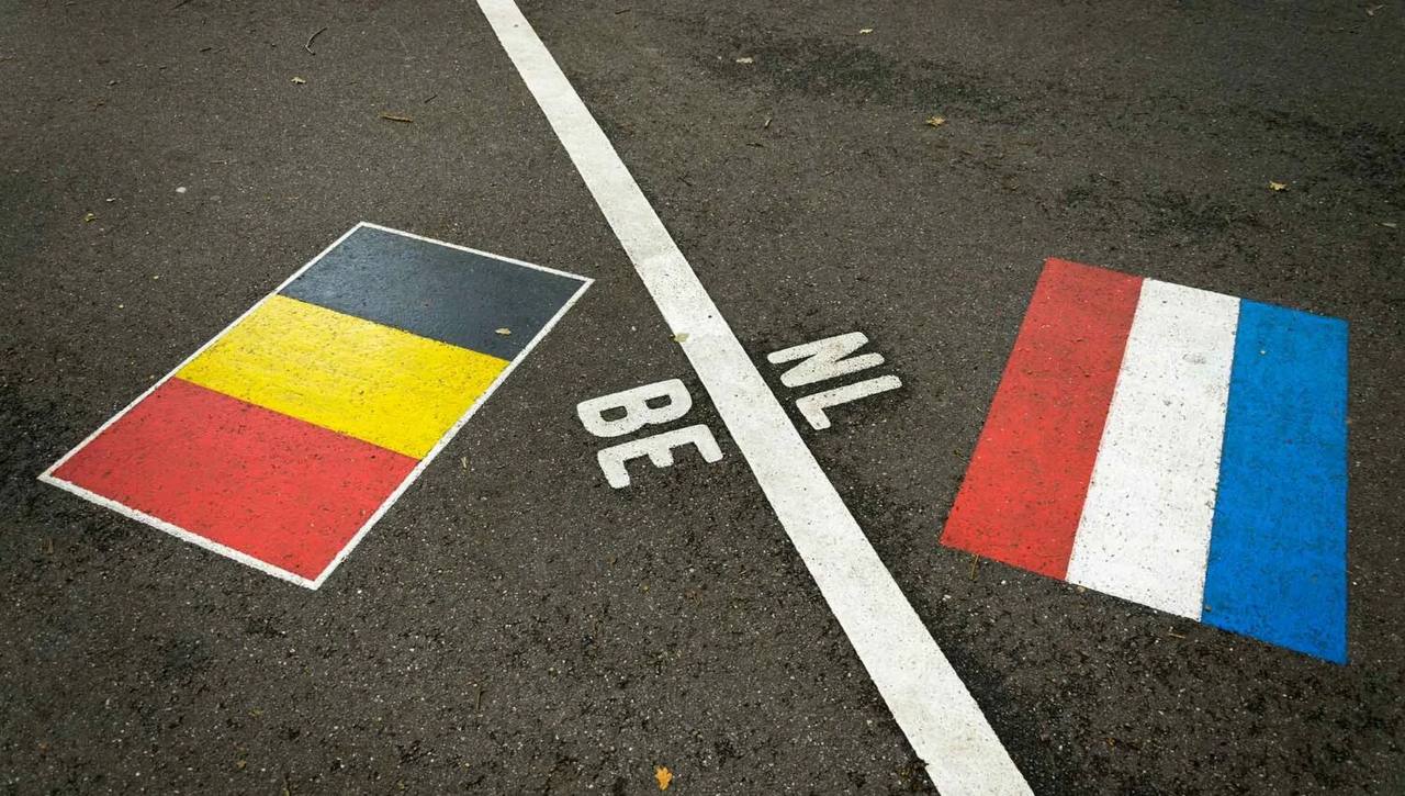 Нидерландыда жанжал шықты: голландия парламентінің спикері француз елшісімен Бельгияның бөлінуі туралы әңгімелесті