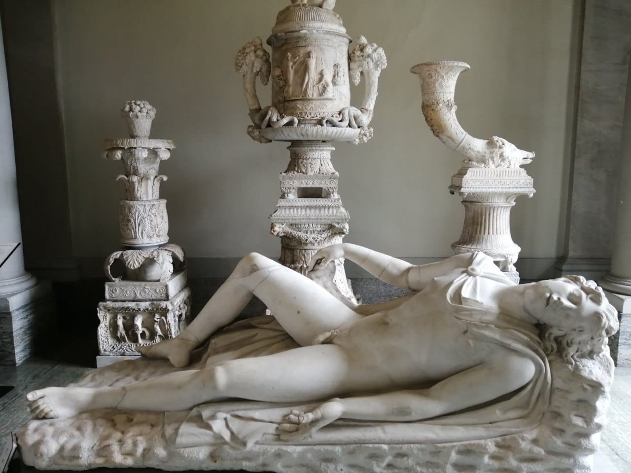 Statue of Endymion in the Museum of Gustav III in Stockholm and versions of his myth