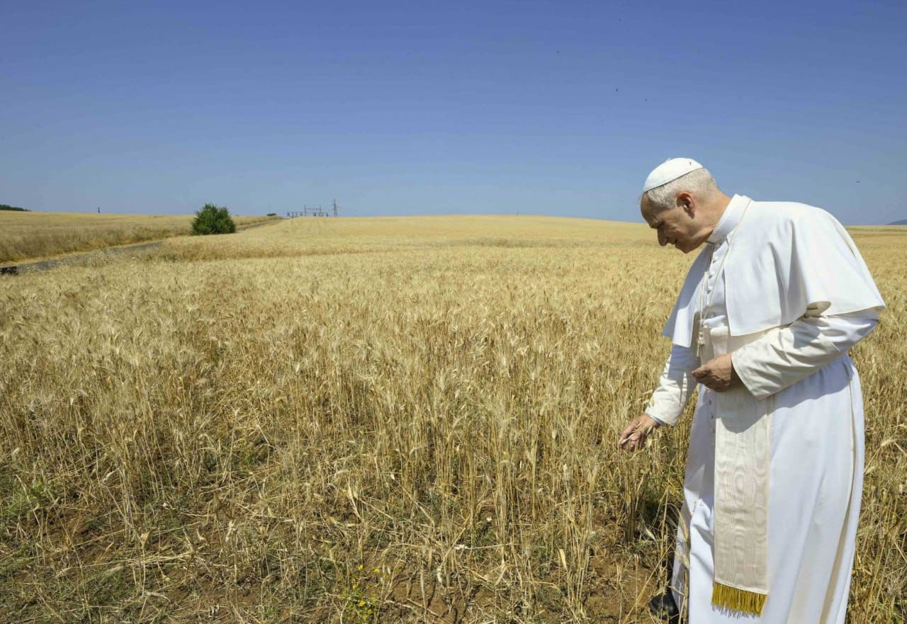 Le pape Léon XIV publie des photos de sa visite au centre émetteur de Radio Vatican, propriété extraterritoriale du Vatican dans le secteur de Santa Maria di Galeria, à 18 kilomètres au nord-ouest du centre de Rome