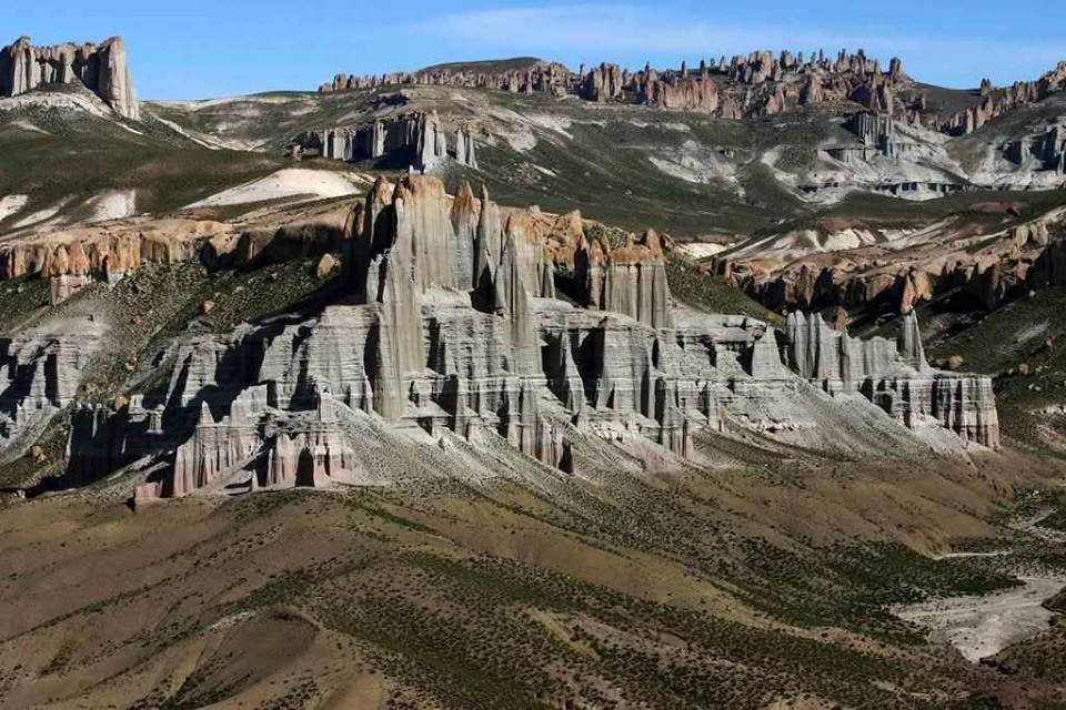 Le complexe d'El Sillar en Bolivie ressemble aux splendides réalisations des civilisations passées vues à travers la perspective de notre époque