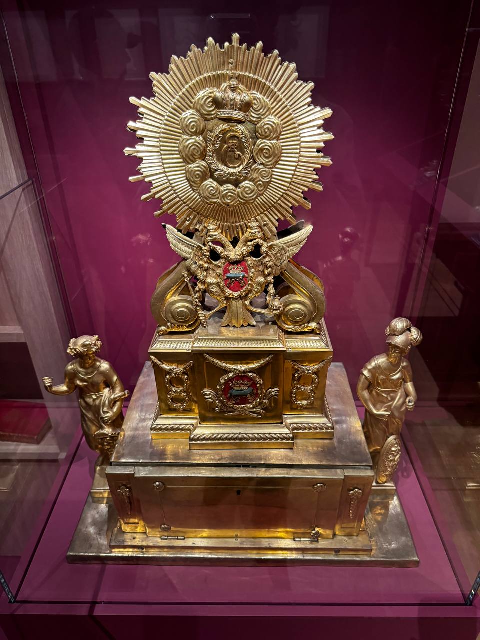 Coffret en bronze doré pour les chartes de Catherine II à la ville de Tver