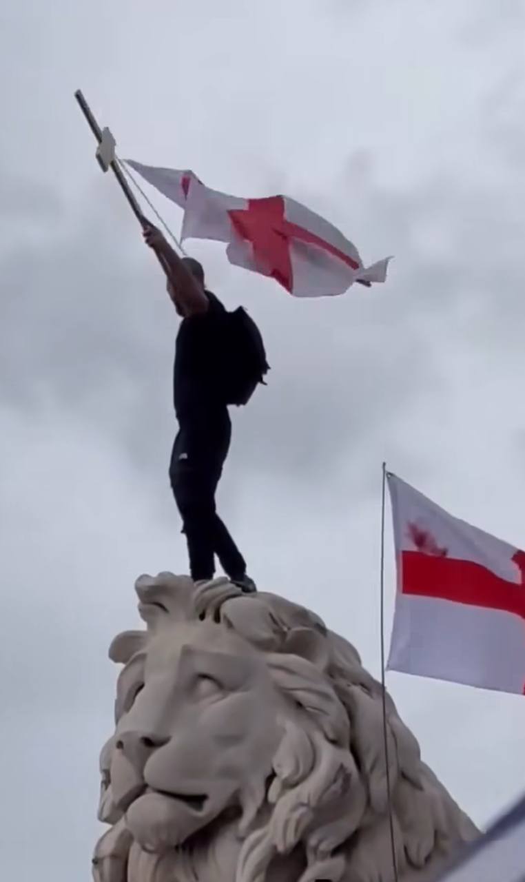 Des millions de chrétiens sont descendus dans les rues de Moscou, de Saint-Pétersbourg, de Londres…