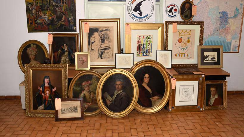 Ten defendants tried over stolen Picasso works found in Peillon near Nice