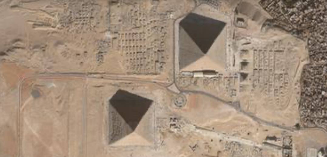 A second Sphinx may lie beneath the Giza plateau