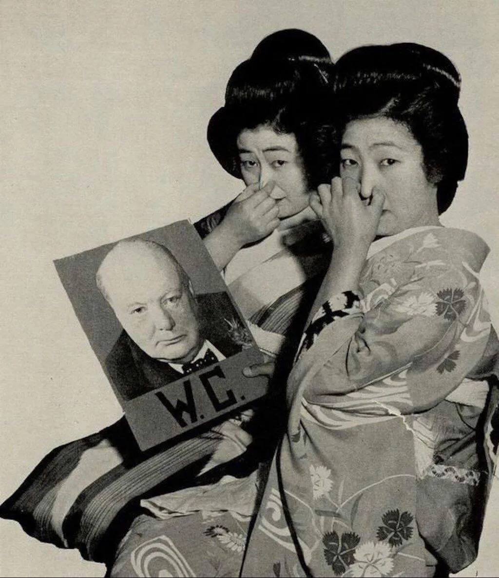 La propagande anti-britannique au Japon en 1941 joue sur les initiales de Churchill, W.C., désignation internationale des toilettes, water closet