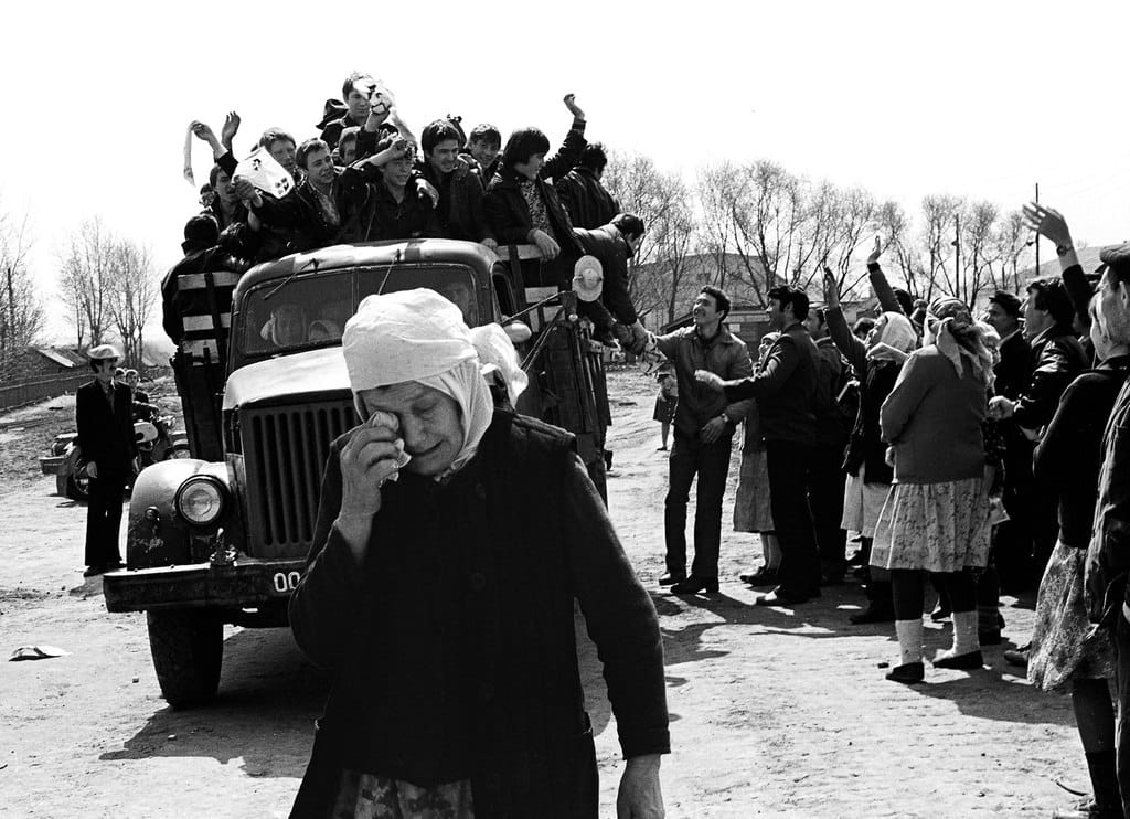 Cette photographie de Roustam Moukhametzianov s'intitule « L'adieu de la Tatare »