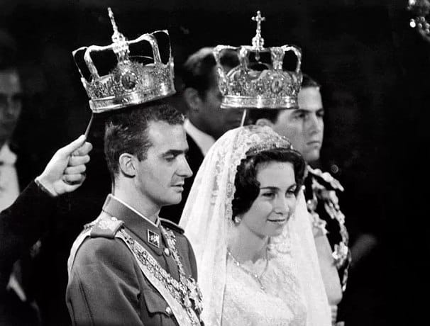 After the wedding ceremony on 14 May 1962, the Greek princess Sophia and the Spanish prince Juan Carlos (the future King and Queen of Spain) set off for the royal palace in Athens in a carriage drawn by six horses