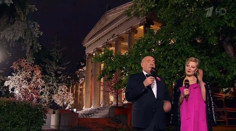 Meanwhile, on the First Channel: a sumptuous concert for the 180th anniversary of the Pushkin Museum