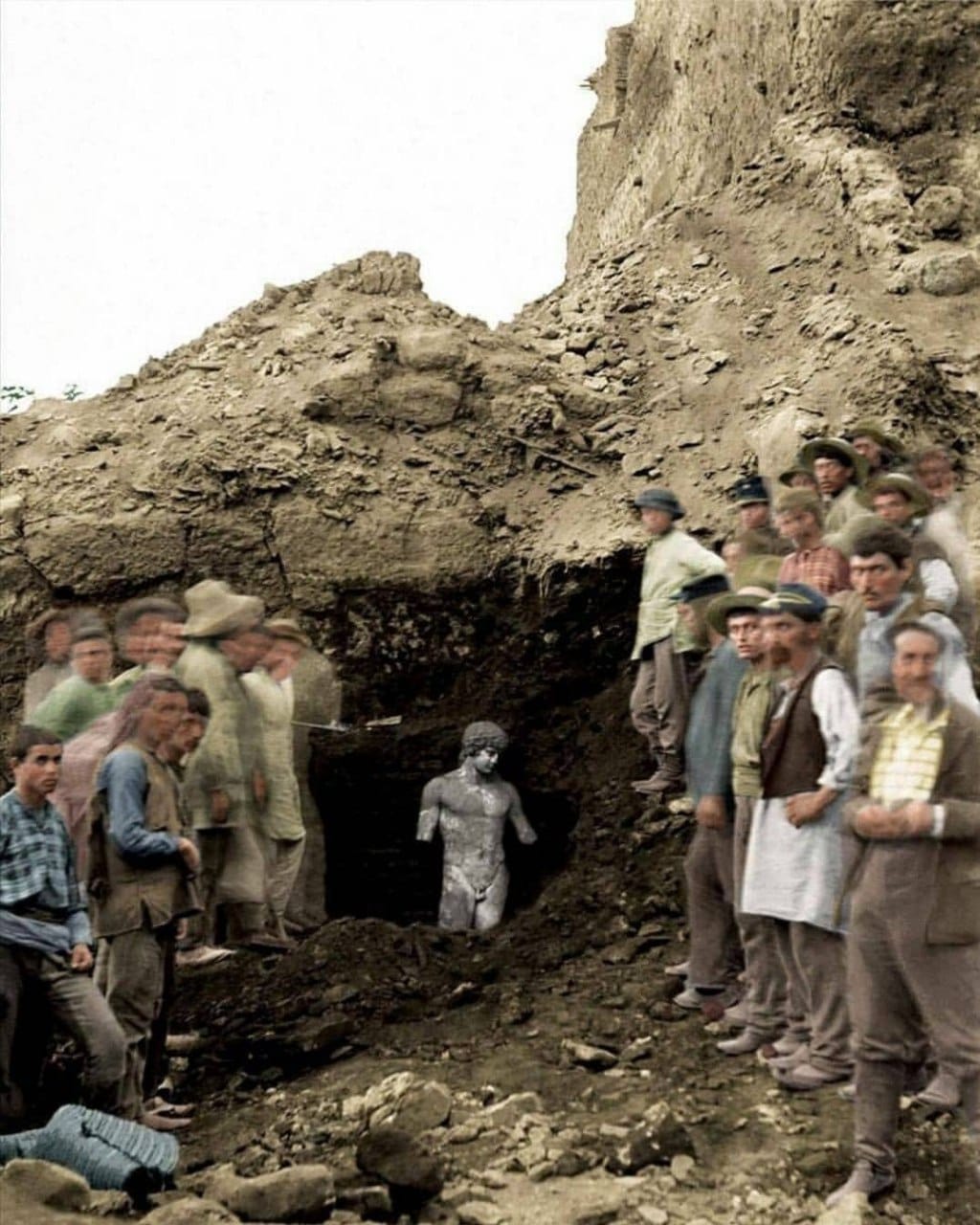 1894: The Unveiling of the Statue of Antinous at Delphi
