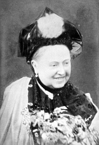 Queen Victoria's sense of humour and sharp mind, and Nina Usatova as a possible Victoria