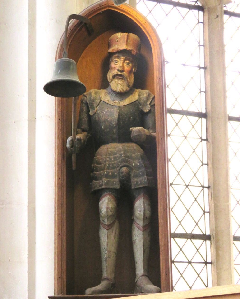 À quelques kilomètres de Jack de Southwold se trouve un autre « horloger » du même genre, ou sonneur, celui de l'église de la Sainte-Trinité de Blythburgh