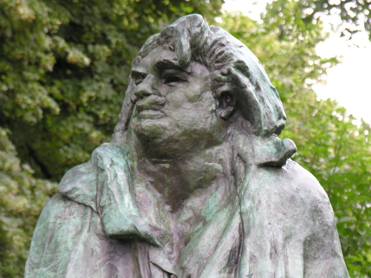 Rodin kept his Balzac monument after the Society of Men of Letters rejected it