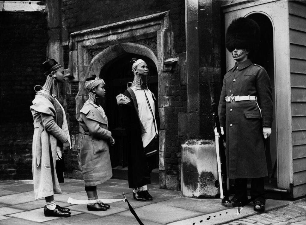 Les femmes padaung de Birmanie à Londres en 1935