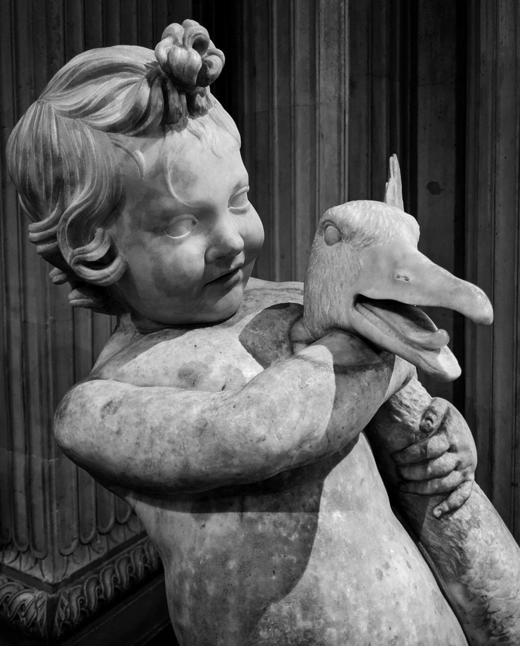 I hope the goose took its revenge on the wretch