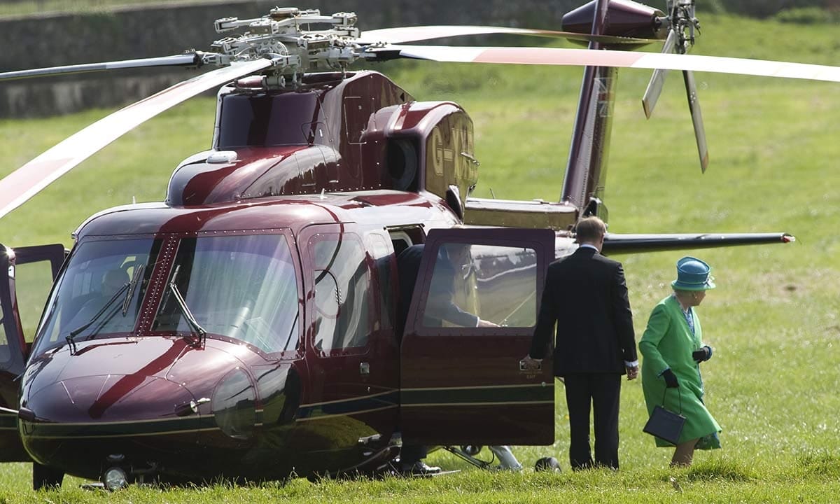 The English Royal Family Prefers to Travel by Helicopter