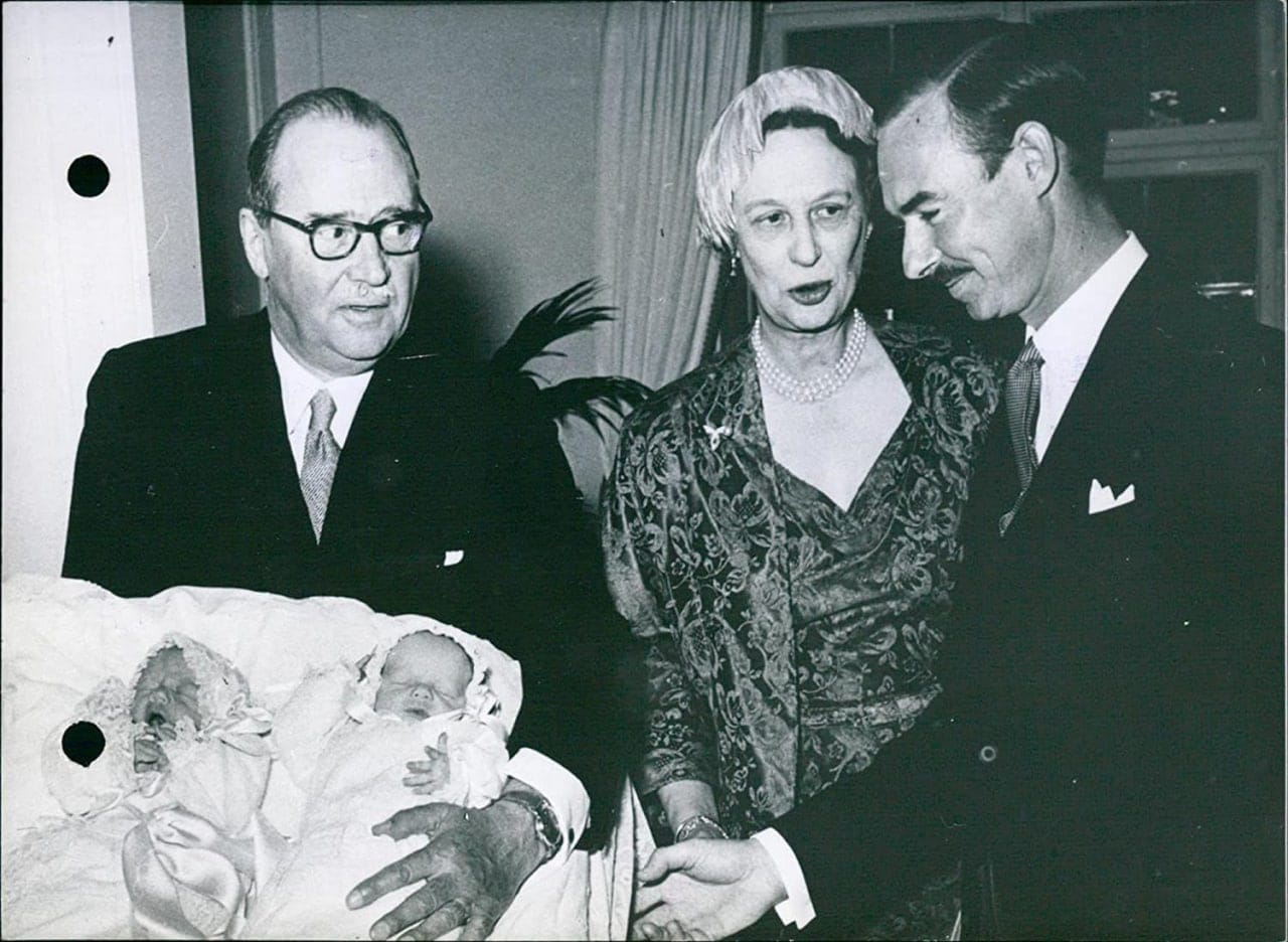 1957 жылғы 15 мамырда люксембургтік князь Жан мен бельгиялық княжна Жозефина Шарлоттаның отбасында егіздер Жан мен Маргарита дүниеге келді