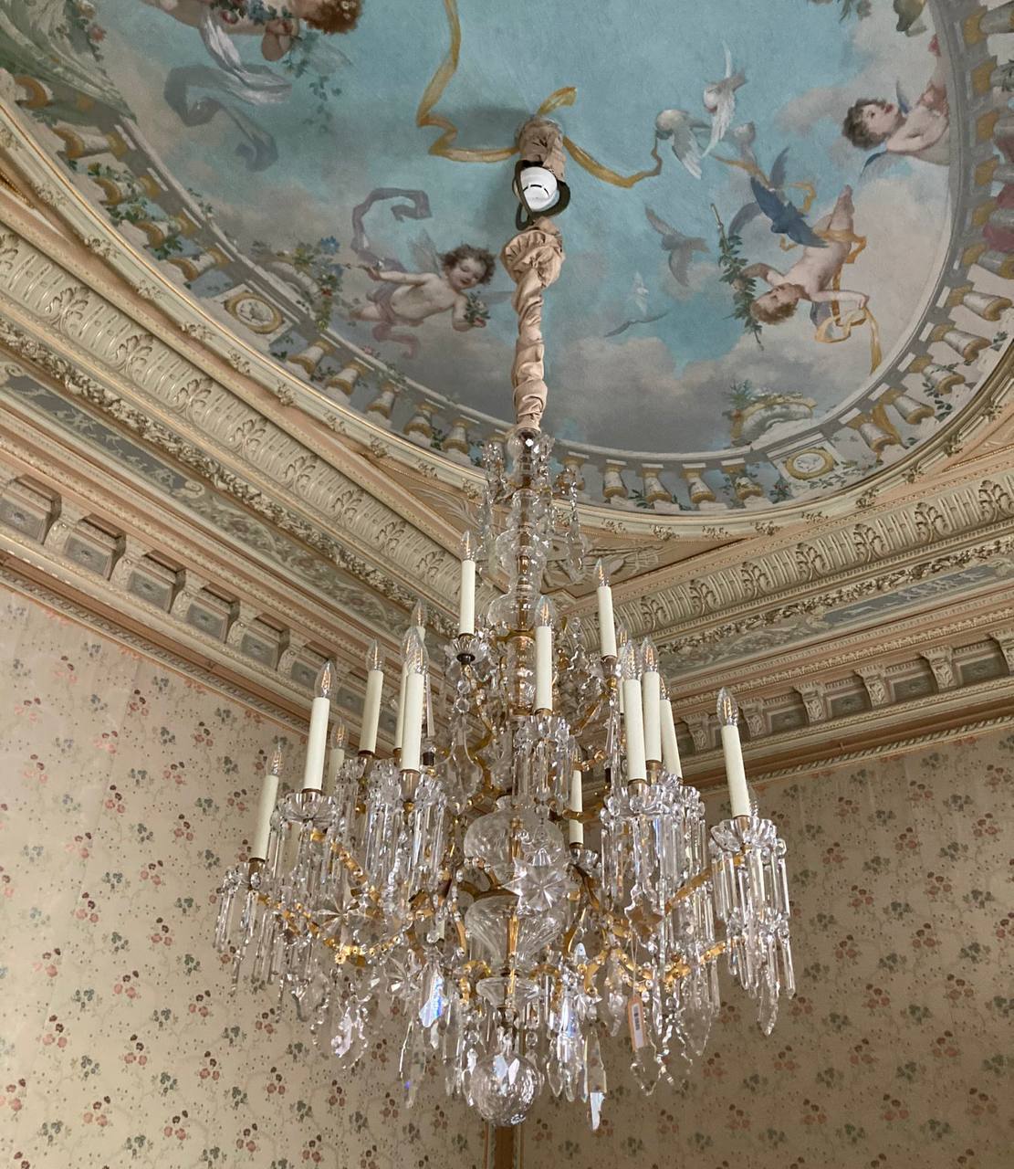 Let us consider the superfluous man not through the Byronic hero of Romanticism, but through the fire-safety sensor in Queen Wilhelmina's salon at Soestdijk Palace: it is, of course, necessary, but to look appropriate, it…