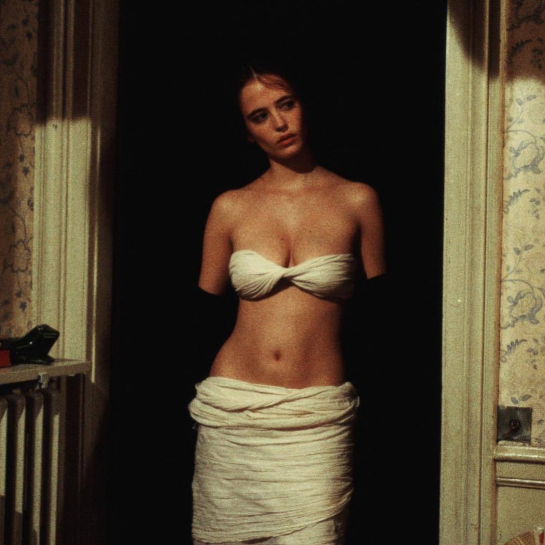 Eva Green as the Venus de Milo, Bernardo Bertolucci's “The Dreamers”, 2003