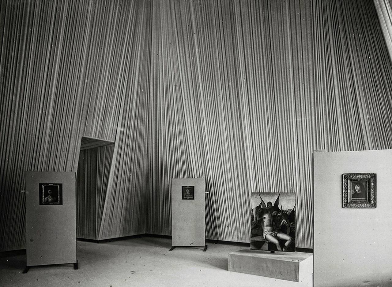 Carlo Scarpa's design for the 1953 exhibition of the Sicilian Renaissance painter Antonello da Messina entered the golden fund of exhibition architecture