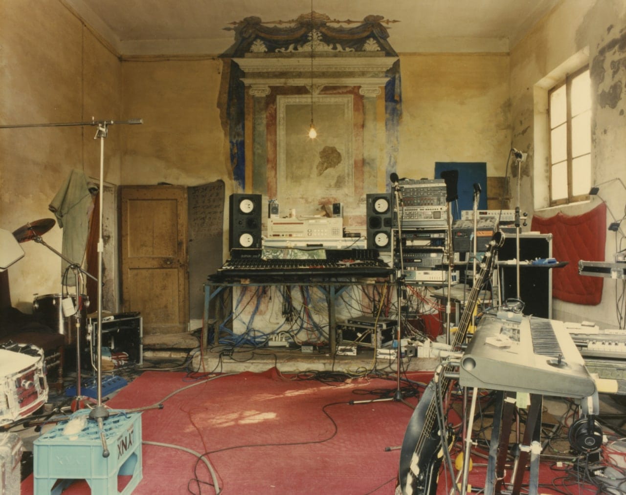 The hall of Villa Pirondini, an eighteenth-century residence where in the summer of 1990 the Italian band CCCP recorded the album Epica Etica Etnica Pathos
