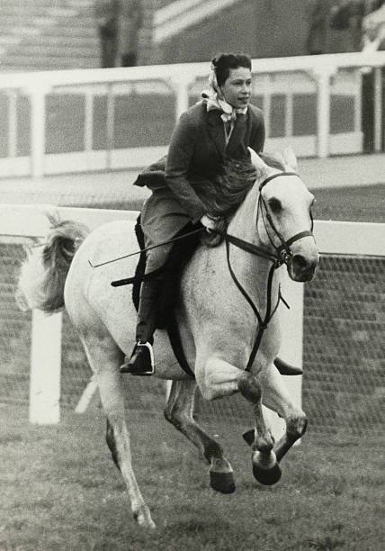 Queen Elizabeth II at the Ascot races, 16 June 1961