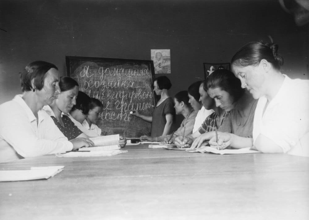 Literacy Circle for Housewives in a 1931 Photo from “24 Hours in the Life of the Filippov Family”