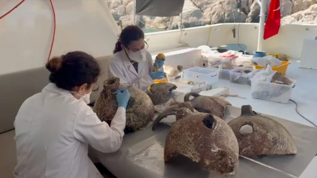 Les vestiges du plus ancien naufrage connu en Méditerranée découverts près de l'île de Kekova