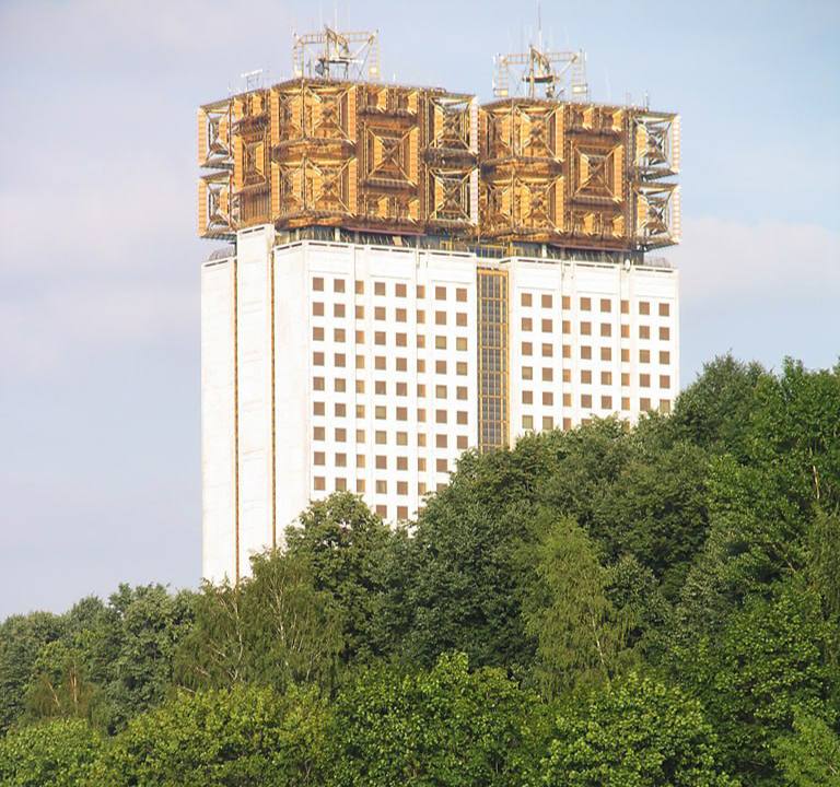 Российская академия наук создаст попечительский совет и предложит возглавить его Путину