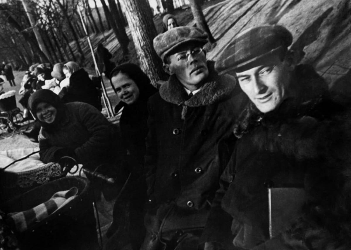 Писатели Илья Ильф и Евгений Петров в 1930 году