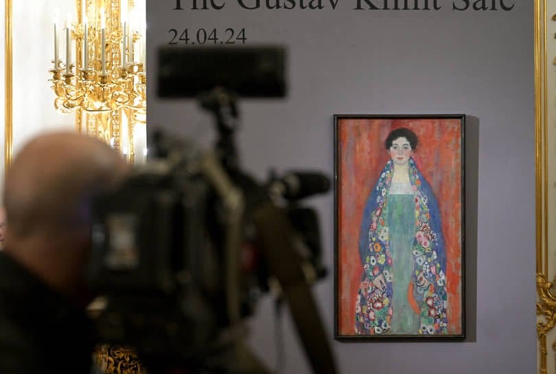 "Портрет фройляйн Лизер" Густав Климт писал в 1917 году и не успел закончить до своей смерти в 1918