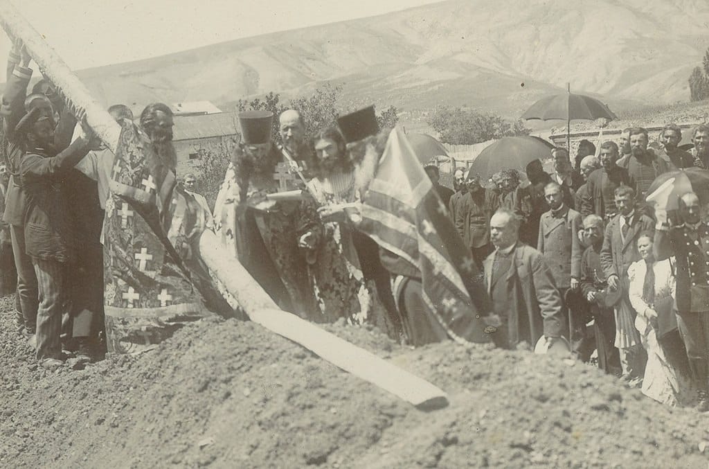 28 июня 1899 года наследник цесаревич великий князь Георгий Александрович, третий сын Александра III и младший брат Николая II, выехал из Абастумани в сторону Зекарского перевала на трицикле с бензиновым двигателем