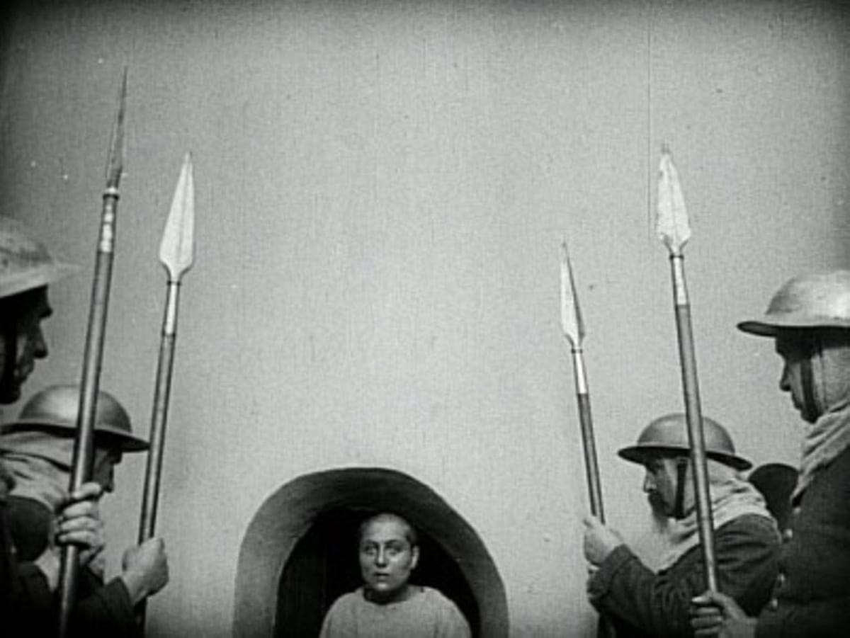 Кадры из фильма «Страсти Жанны д'Арк» 1928 года Карла Теодора Дрейера