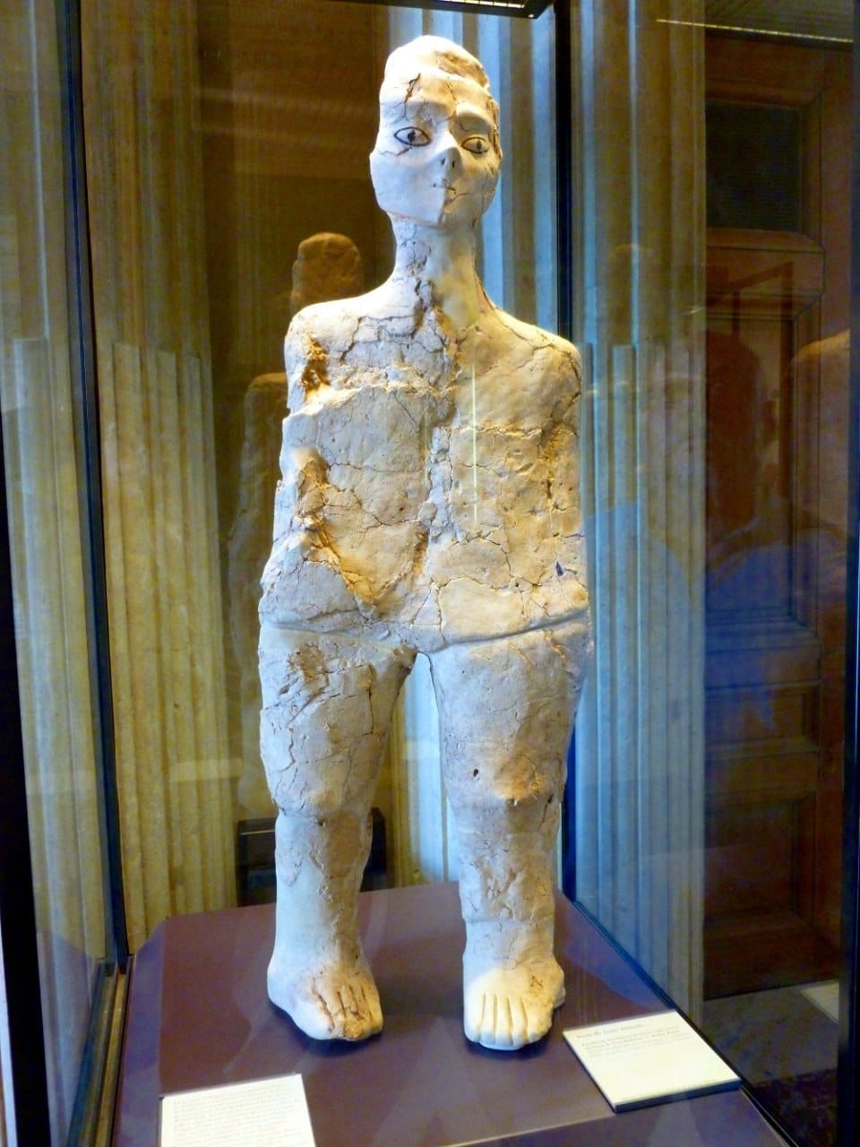 Десятитысячелетняя красавица из Айн-Гхасала в полный рост