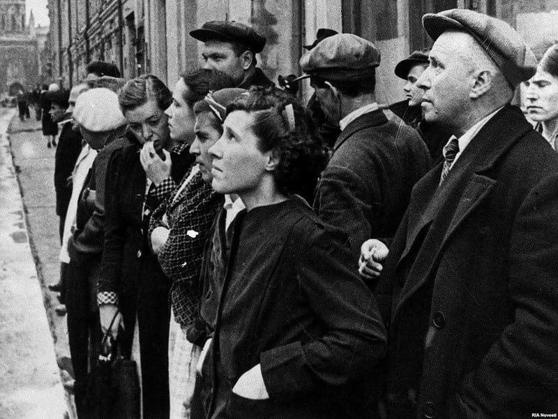 В полдень 22 июня 1941 года вся страна слушала радиообращение наркома внутренних дел СССР Вячеслава Молотова, который объявил о нападении Германии