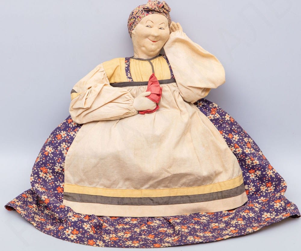 Кукла (грелка на чайник) «Купчиха», 1920-1930-е гг