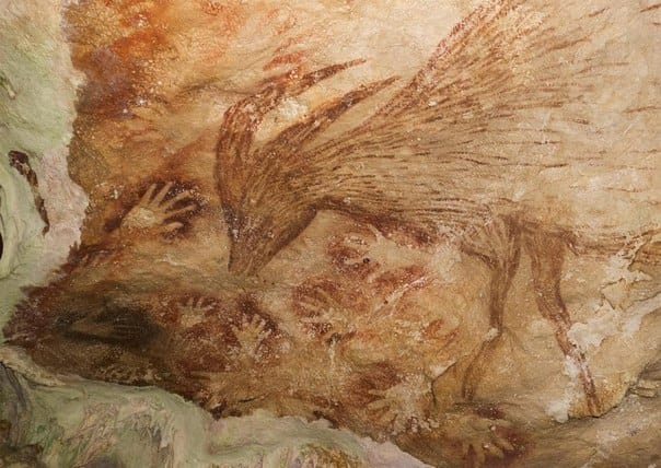 Рисунки в пещере на острове Сулавеси (Индонезия), обнаруженные несколько лет назад