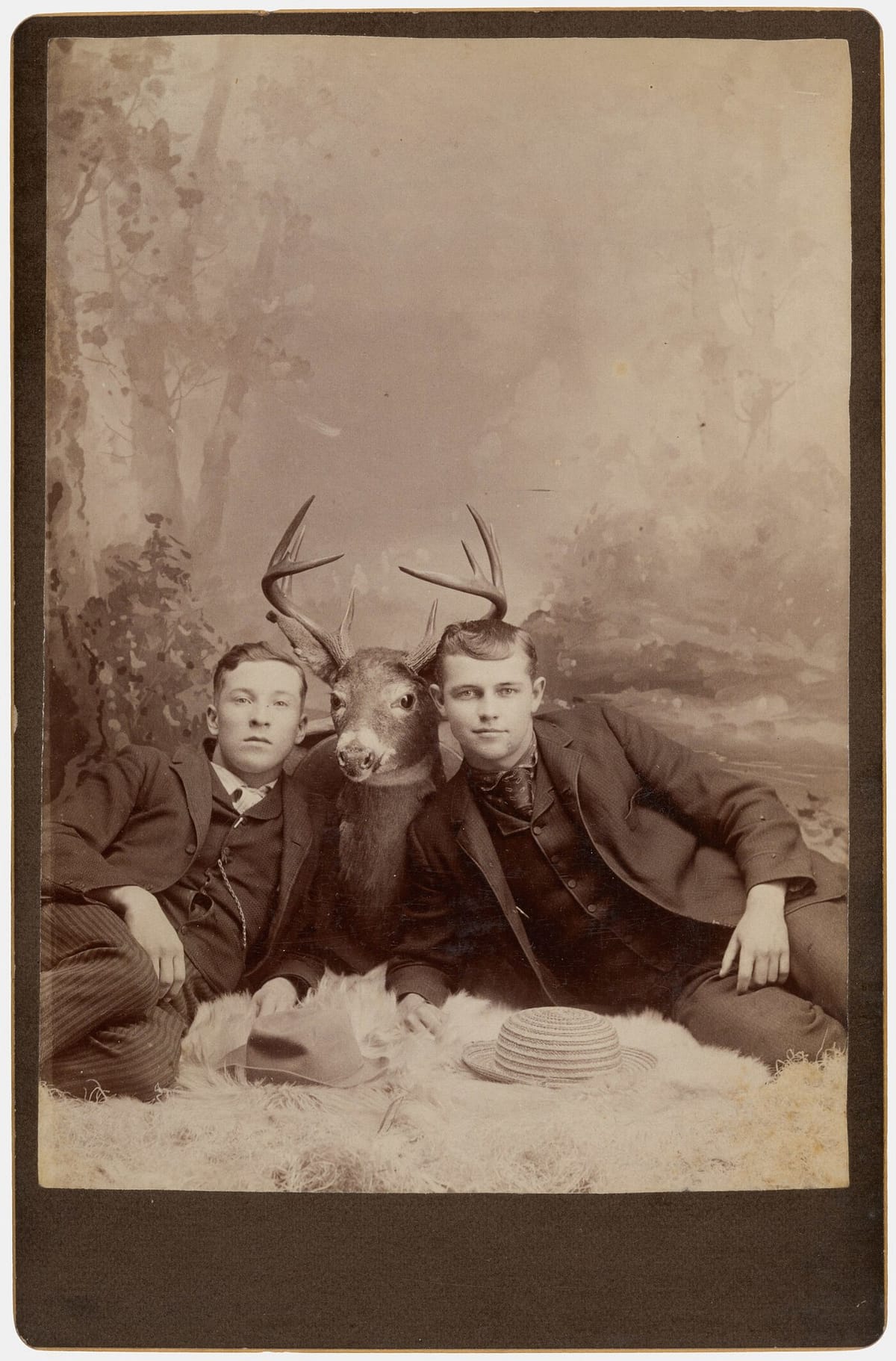 Два парня с оленем, США, 1880-е